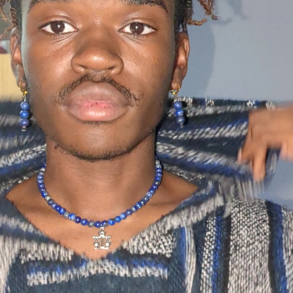 LAPIS NECKLACE WITH LIBRA CHARM - Picture 4 of 4